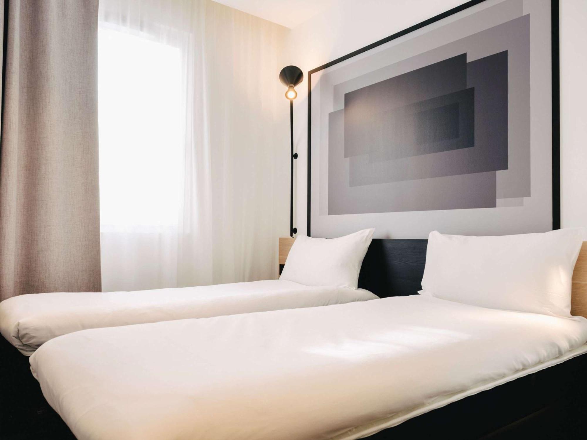 Ibis Rouen Centre Rive Droite Pasteur Hotel Exterior photo